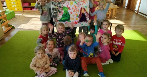 Pozdrawiają dzieci z przedszkola w Gnojniku